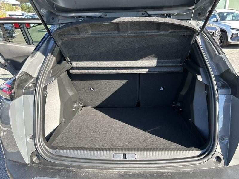 Peugeot 2008 II 2023 1.2 puretech Allure s&s 100cv