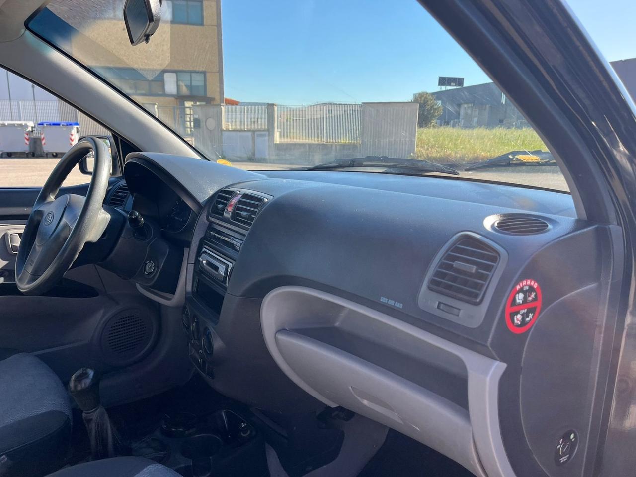 Kia Picanto 1.0 12V Urban 122000 KM