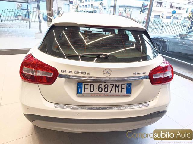 MERCEDES-BENZ GLA 200 d Automatic 4Matic Premium