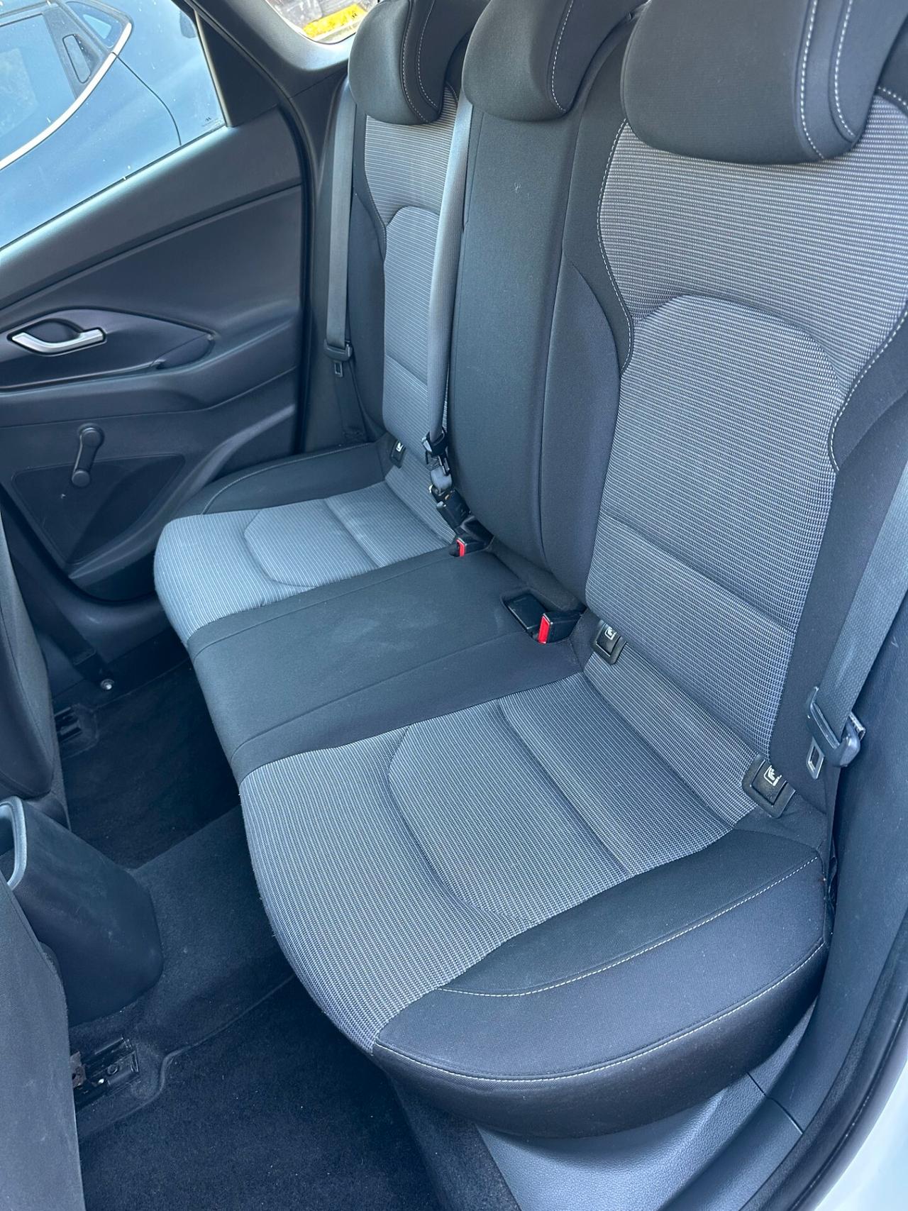 Hyundai i30 1.4 MPI 5 porte Go!