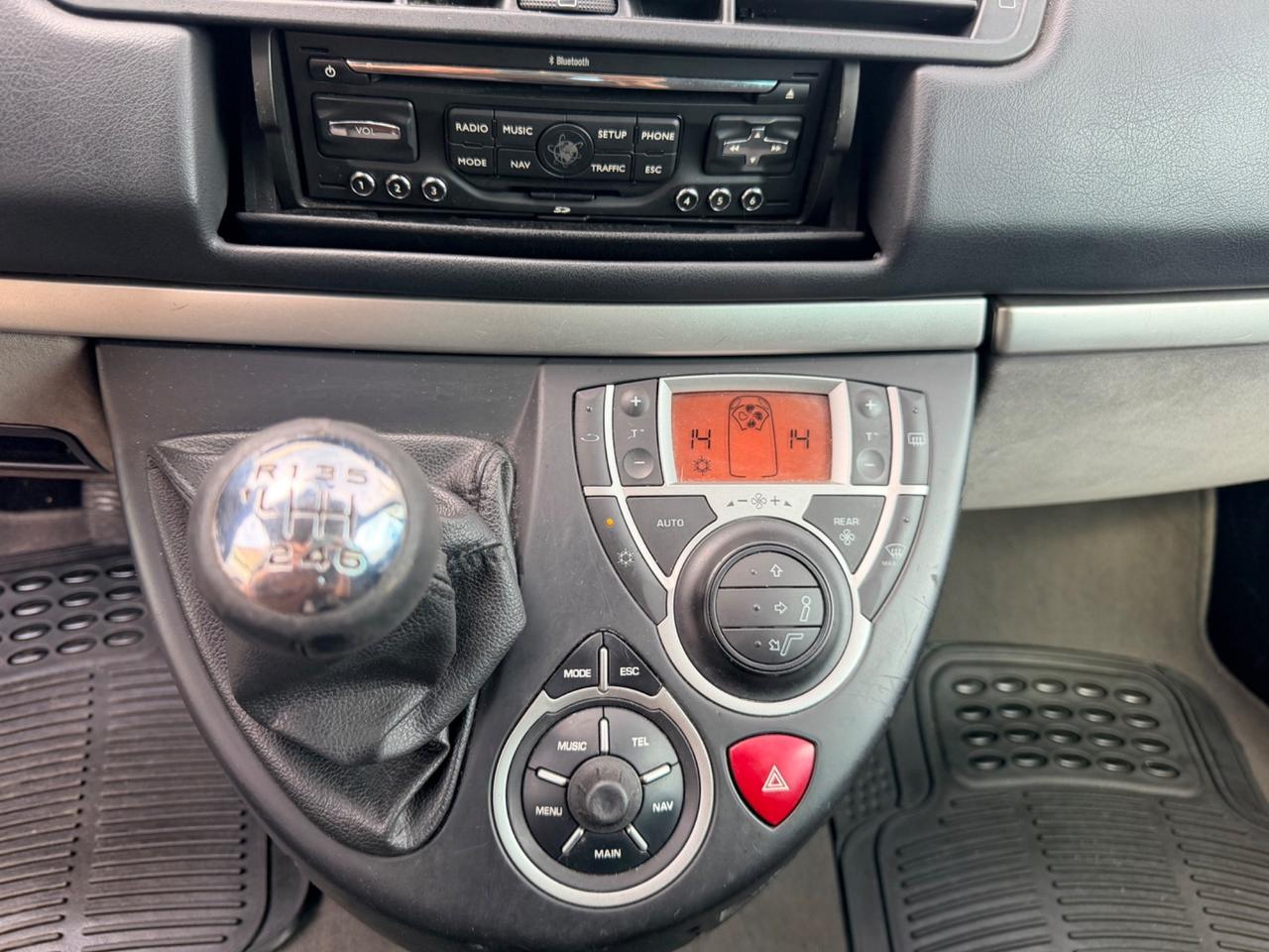 Peugeot 807 2.0 HDi 7 Posti FULL OPTIONAL NAVI