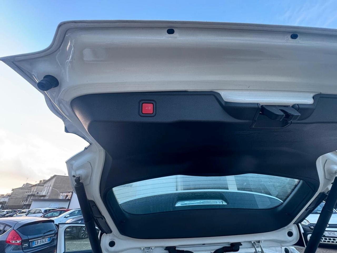 Jeep Avenger 1.2 Turbo 100 CV Altitude