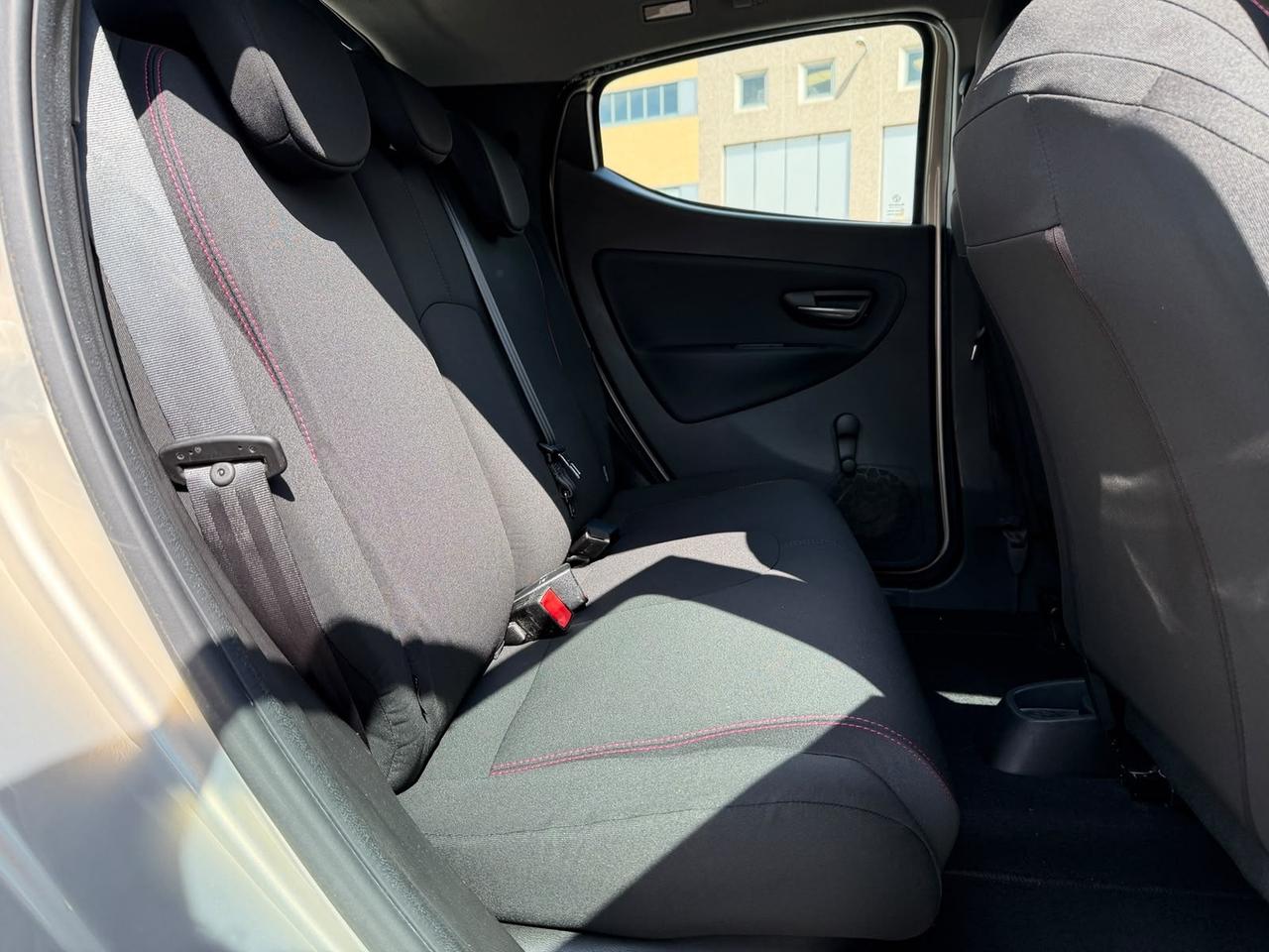 Lancia Ypsilon 100000 KM GARANZIA 12 MESI