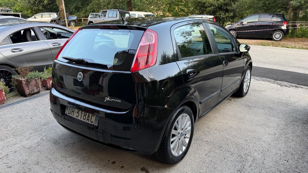 Fiat Grande Punto 1.4 Starjet 16V 5 porte Emotion