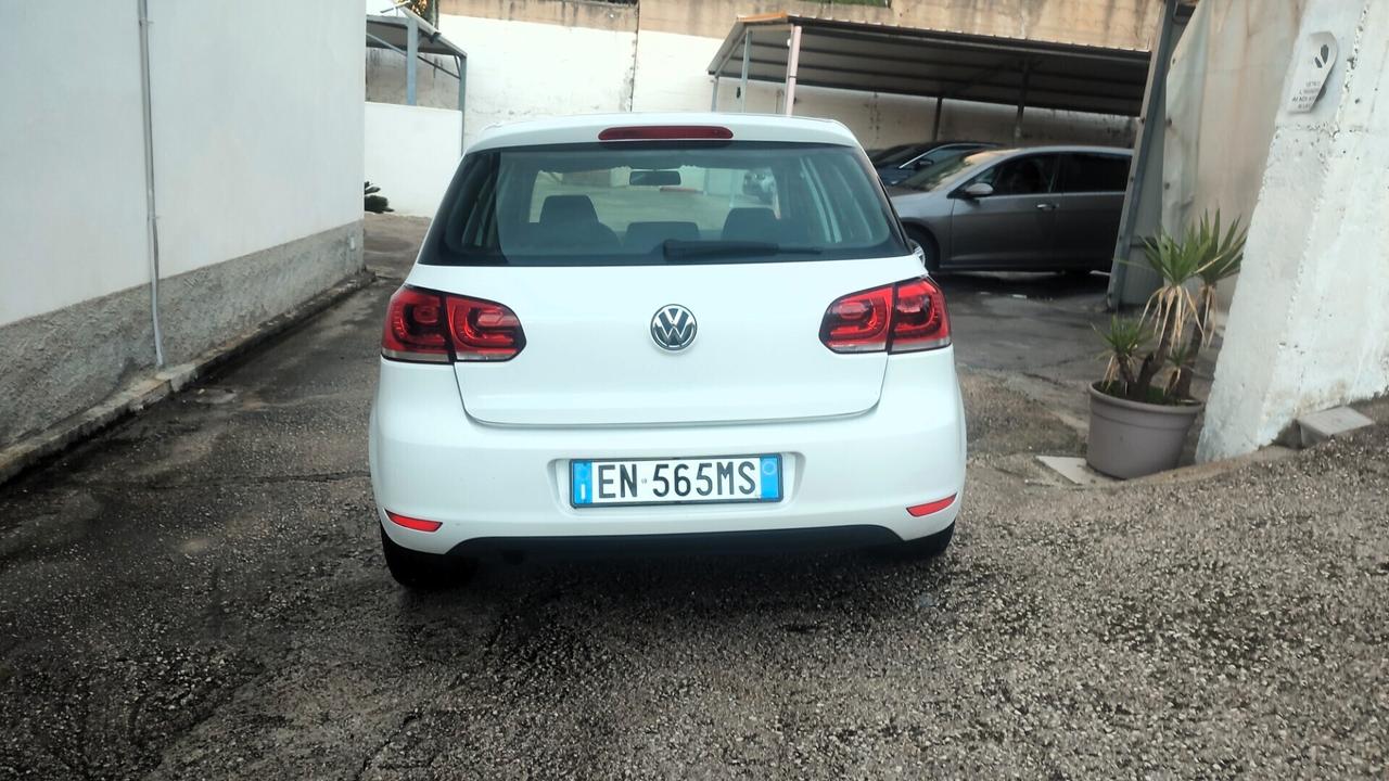 Volkswagen Golf 1.6 TDI DPF 5p. Highline