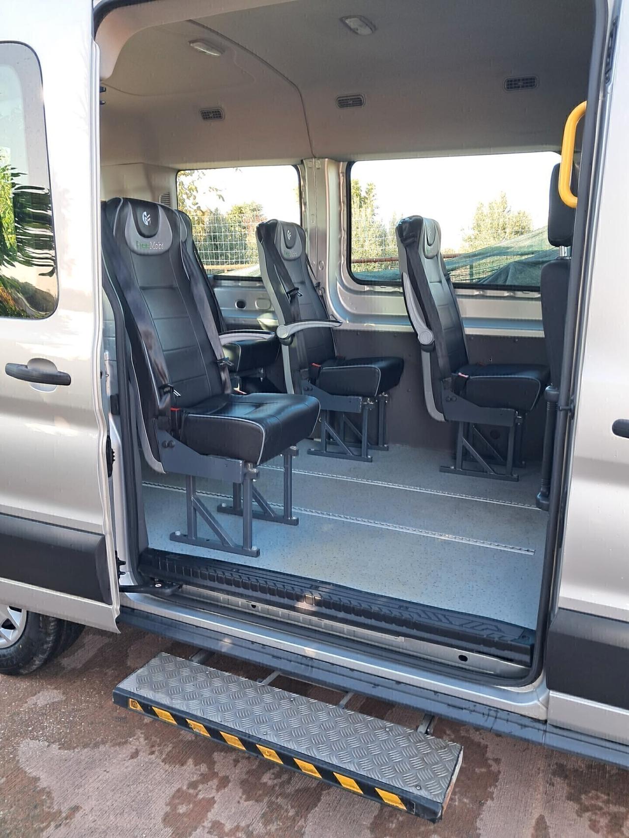 Ford Transit 2.0TDCi 130CV 9 posti DISABILI PEDANA ELETTROIDRAULICA