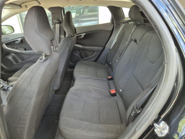 VOLVO V40 Cross Country D2 Business