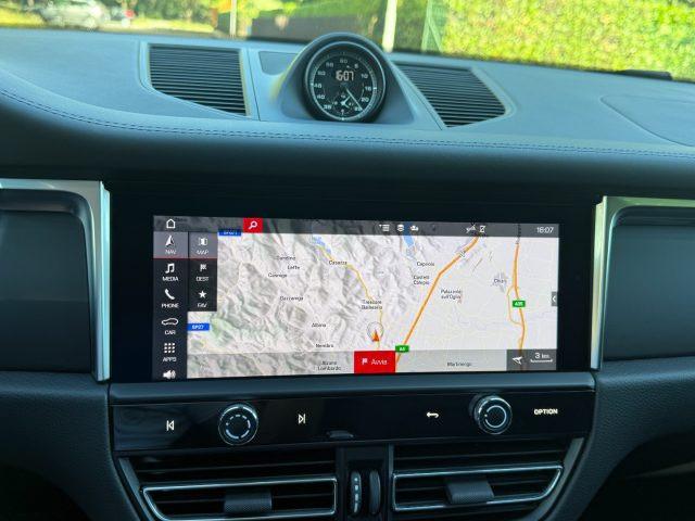 PORSCHE Macan 2.0 T IVA ESPOSTA
