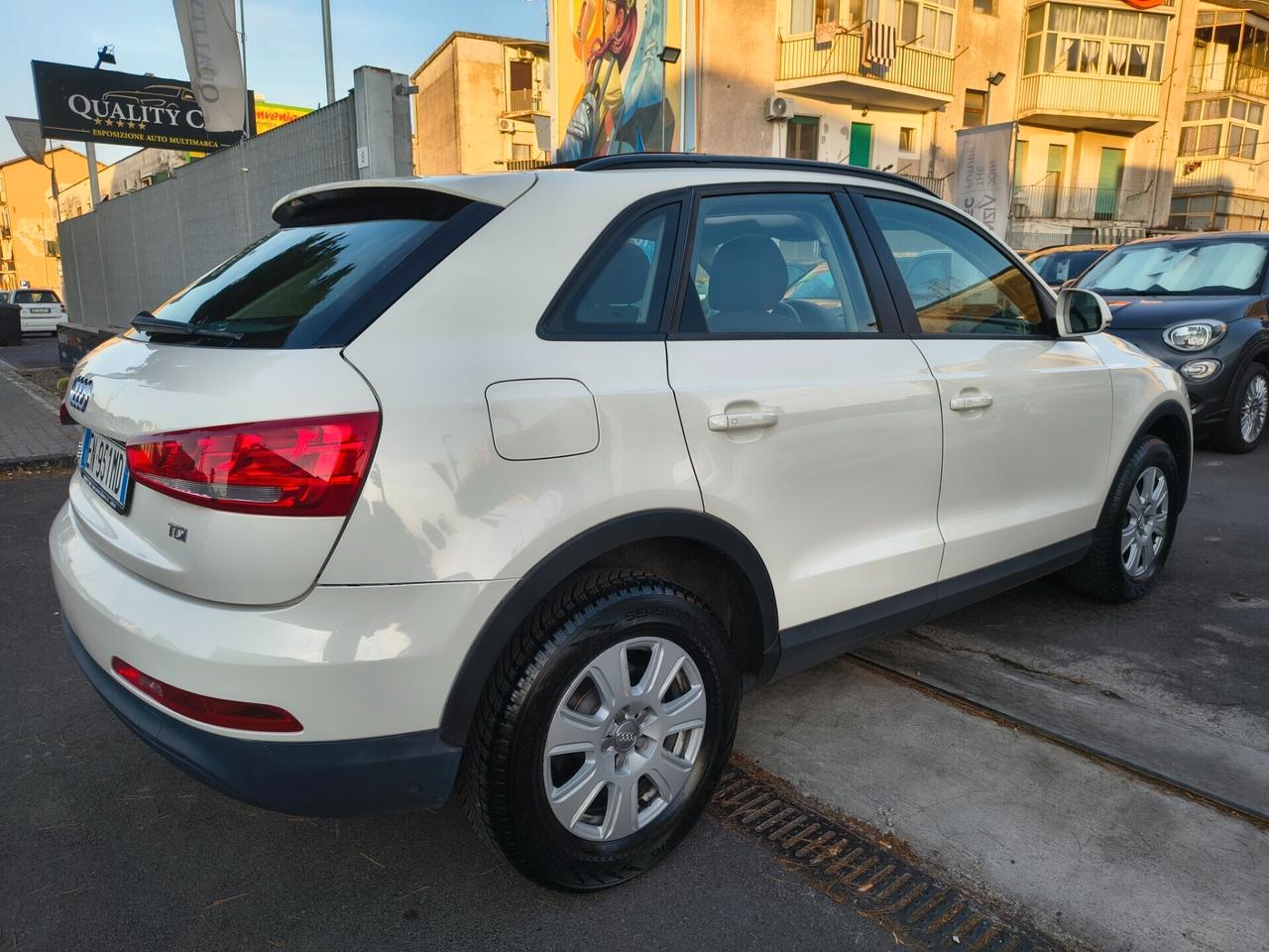 AUDI Q3 2.0 DIESEL TETTO PANORAMICO UNICOPROPRIETA