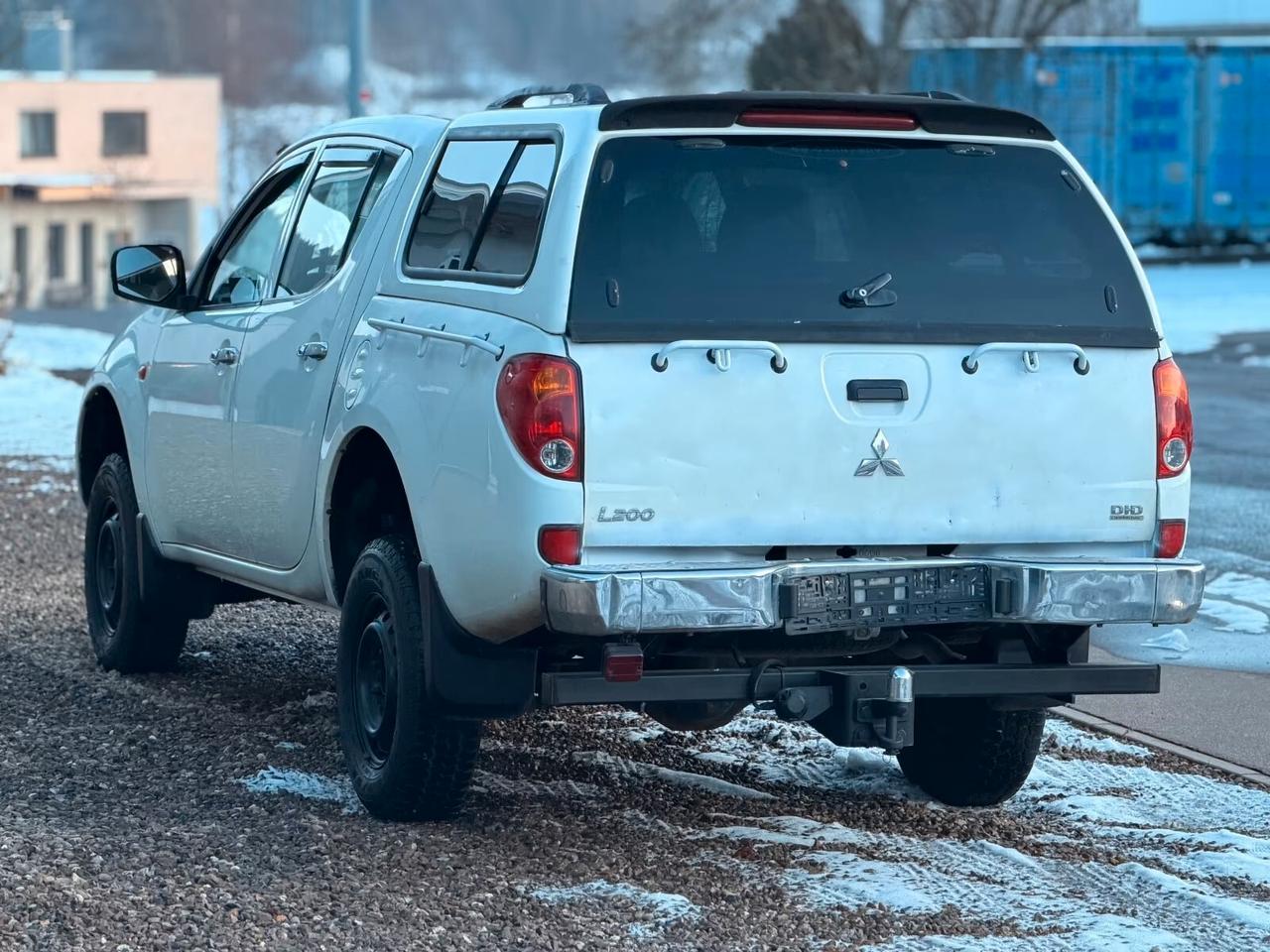 Mitsubishi L200 cabina doppia 4WD CLIMA