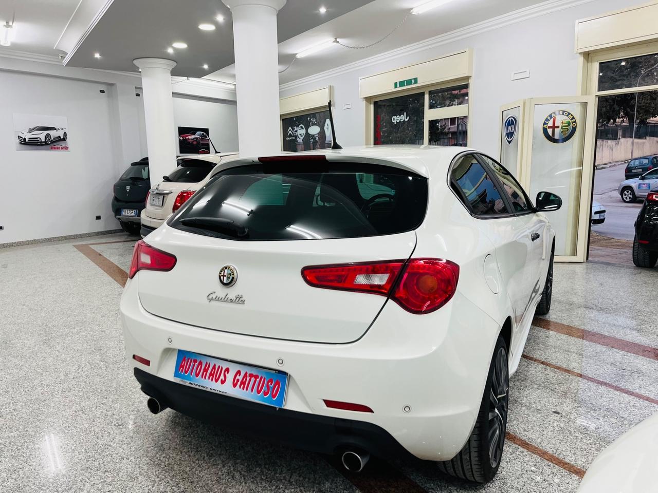 Alfa Romeo Giulietta 2.0 JTDm-2 150 CV QV-Line 2015