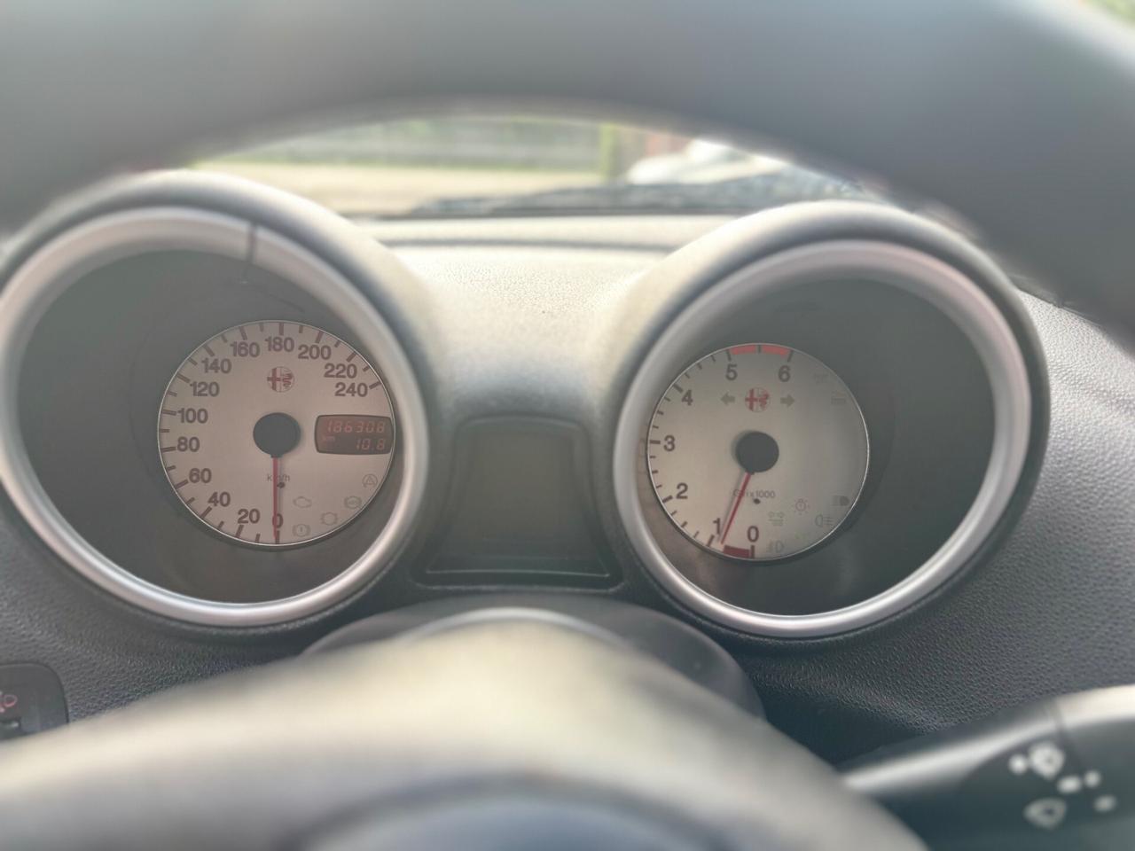 Alfa Romeo 156 1.9 JTD 16V Impression