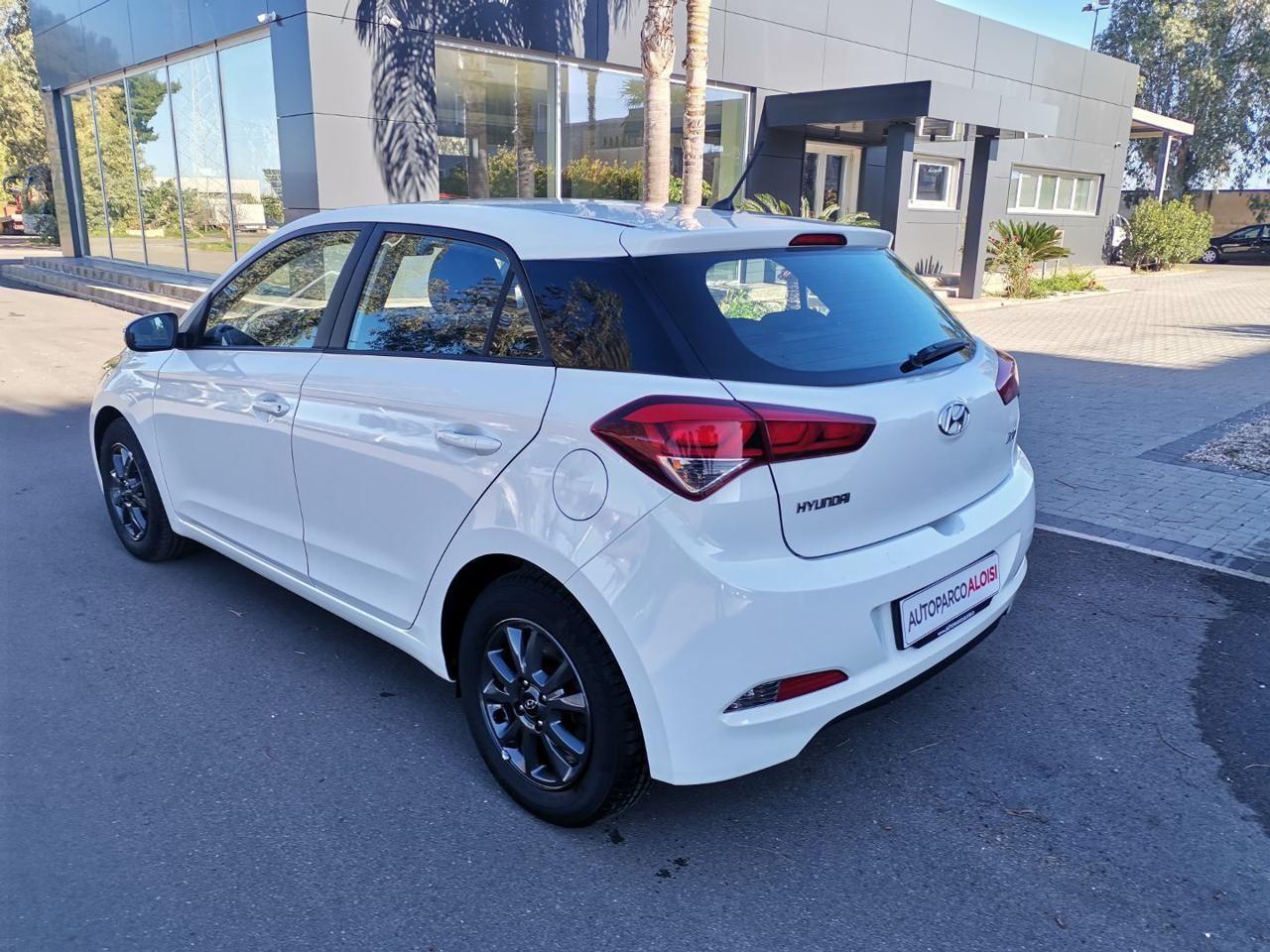 Hyundai i20 1.2 84 CV 5 porte
