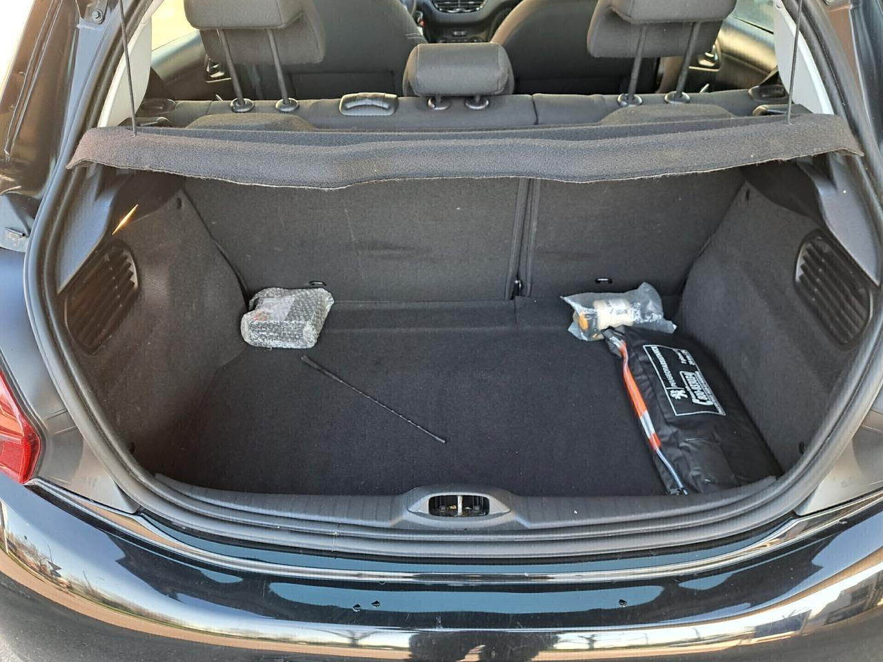 Peugeot 208 PureTech 68 5 porte Access
