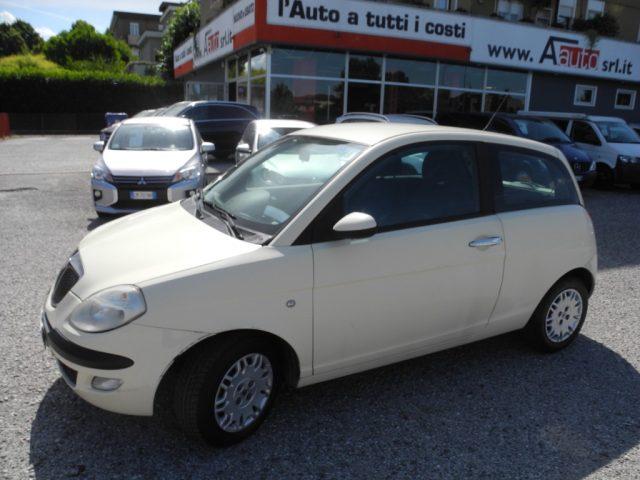 LANCIA Ypsilon 1.2 16v Oro - Ok NEOPATENTATI - UNICO PROPRIETARIO
