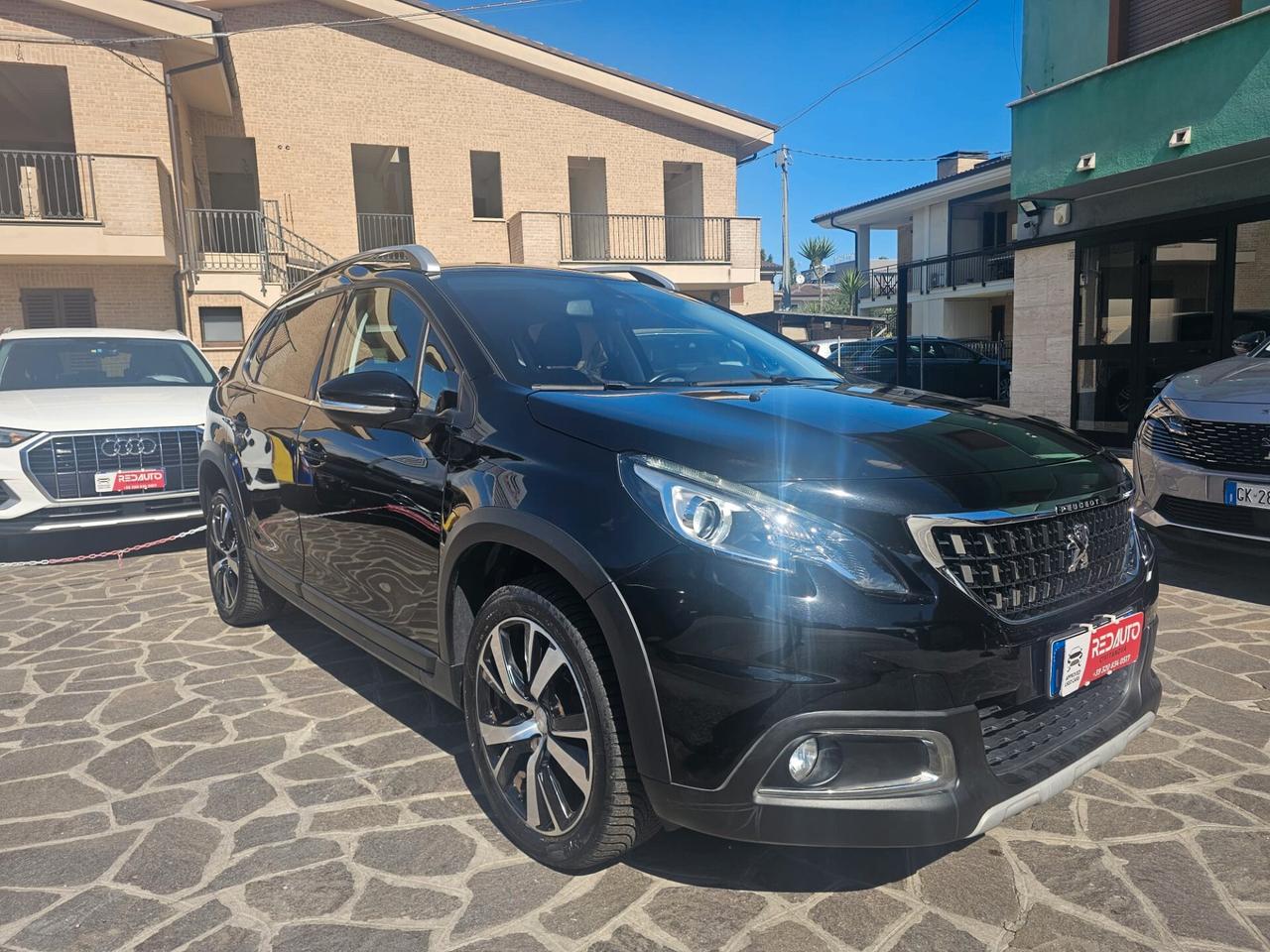 Peugeot 2008 BlueHDi 100 S&S Black Matt