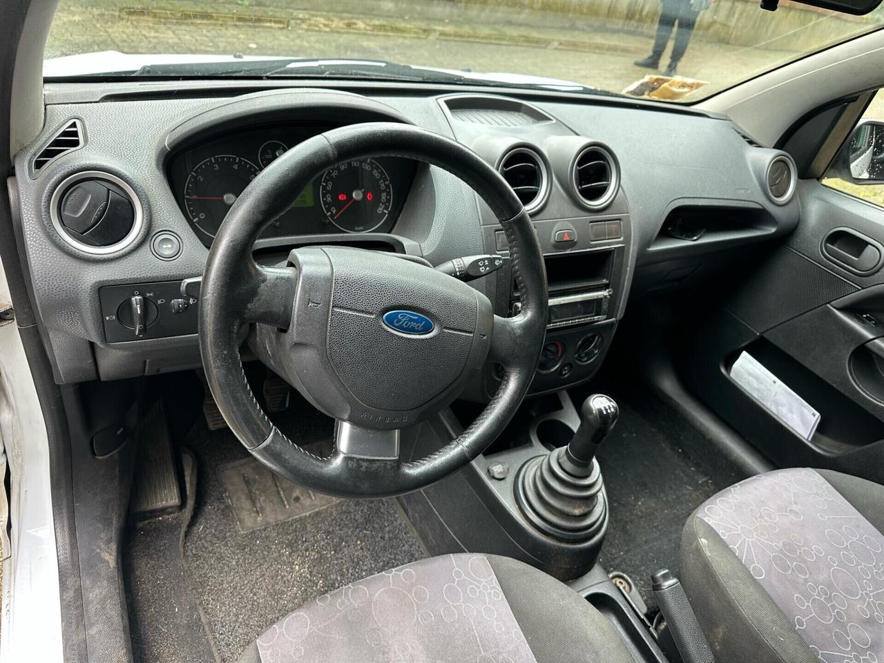 Ford Fiesta 1.2 16V 3p. Clever
