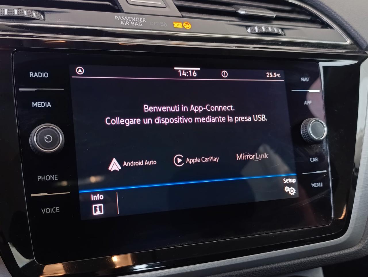 Volkswagen Touran 1.5 tsi Business 150cv dsg