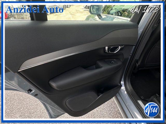VOLVO XC90 B5 (d) AWD automatico 7 posti Core