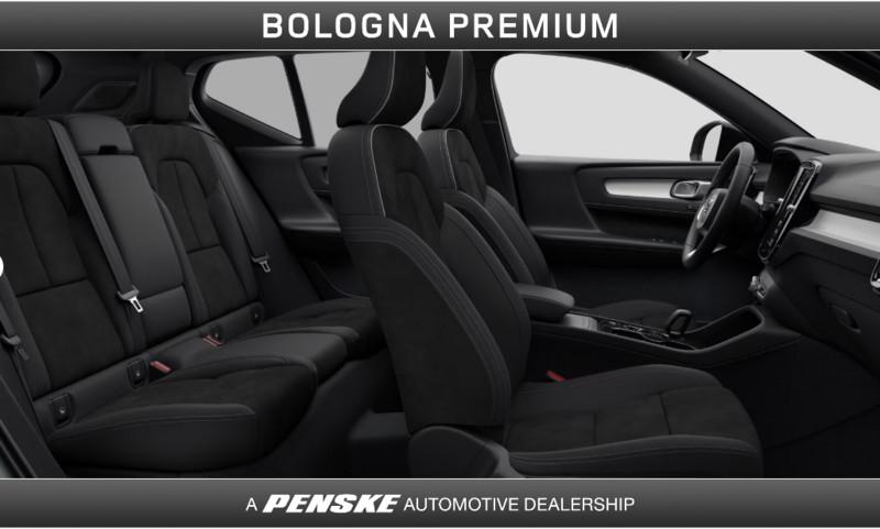 Volvo XC40 B3 automatico Plus Dark