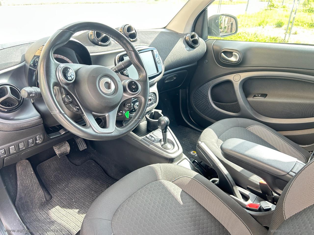 SMART fortwo EQ cabrio Passion
