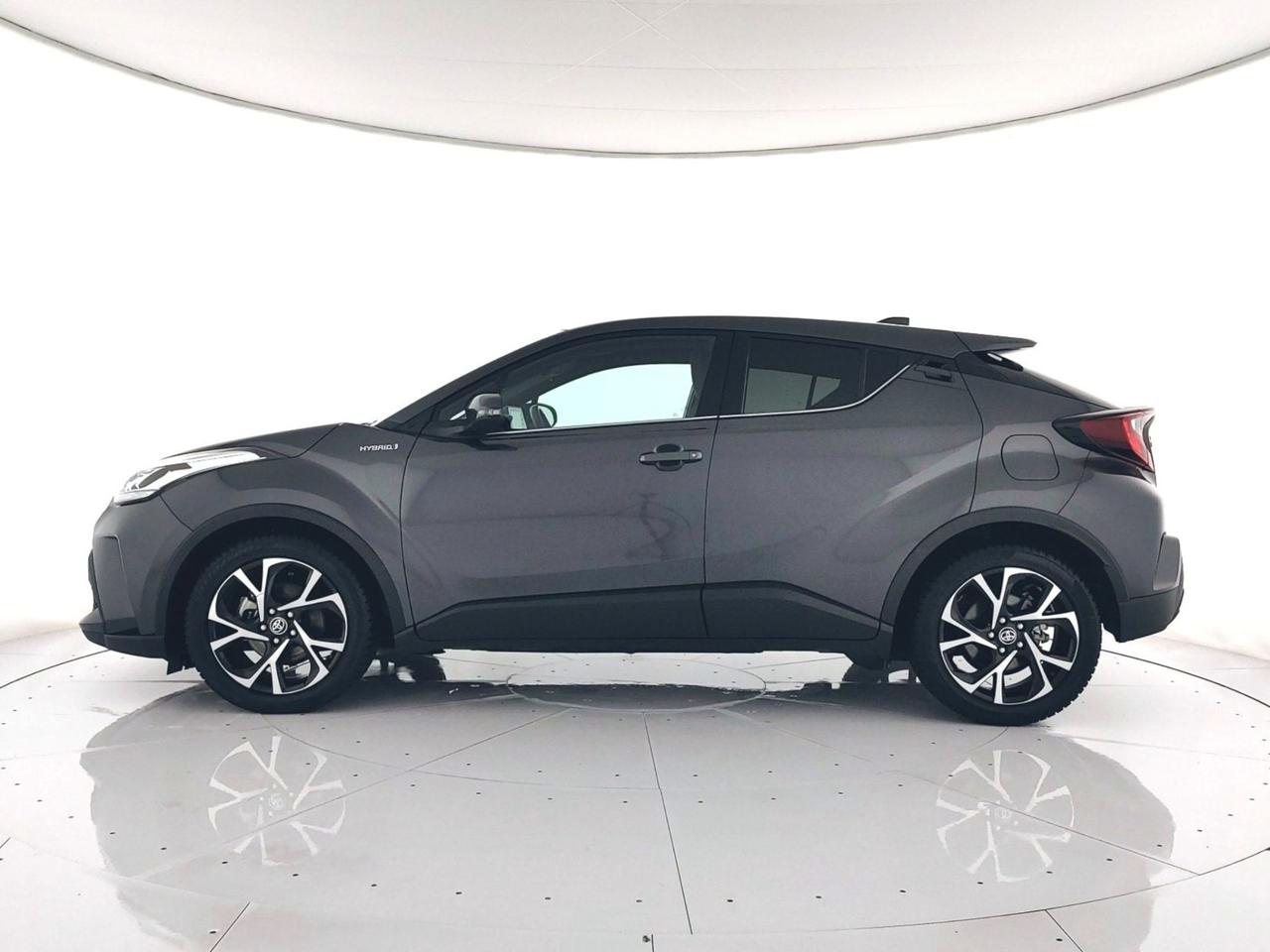 TOYOTA C-HR 2.0h More Business e-cvt APP CONNECT+CAMERA+ACC