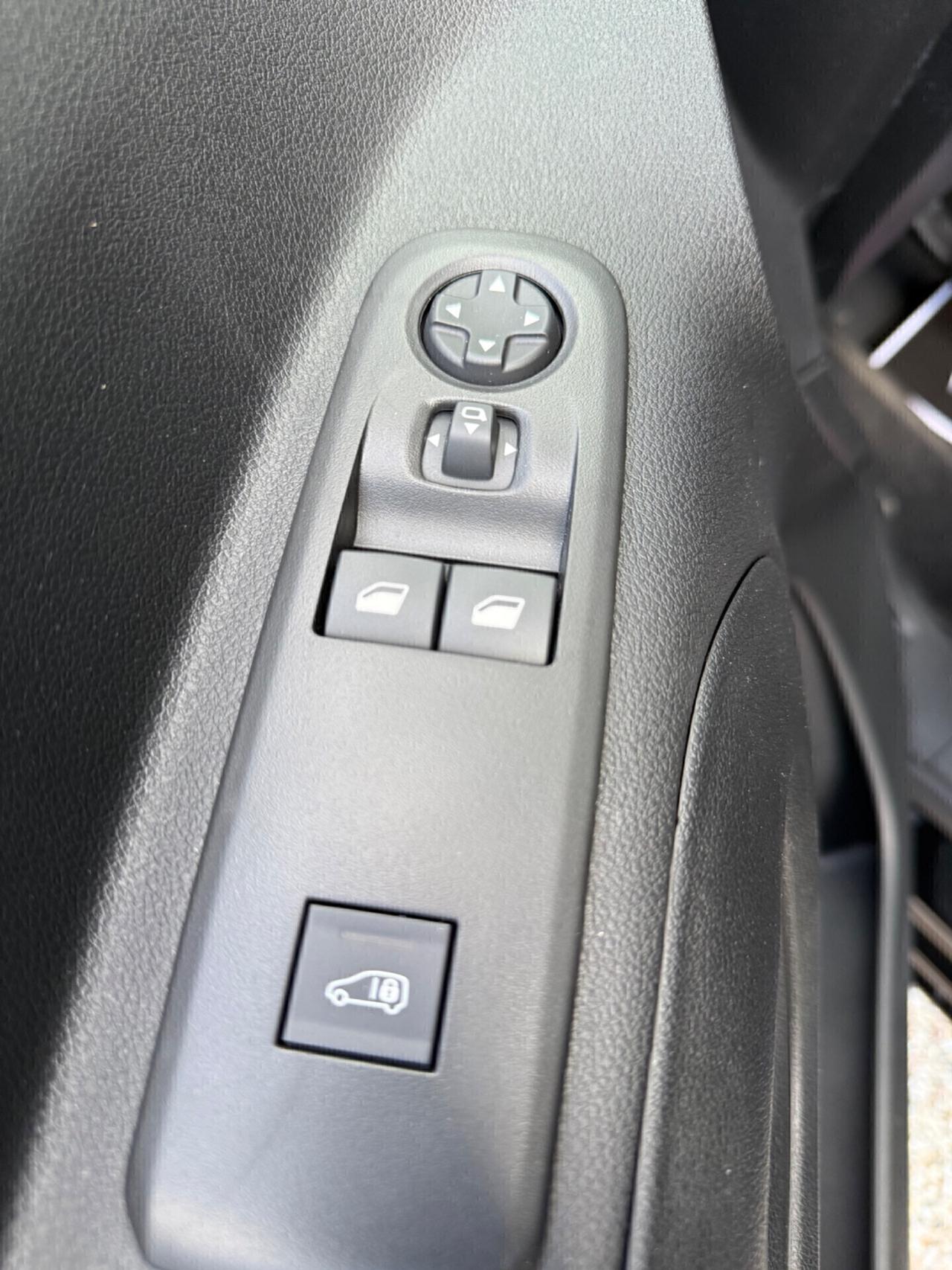 Opel Combo Opel combo XL 5 posti autocarro introvabile