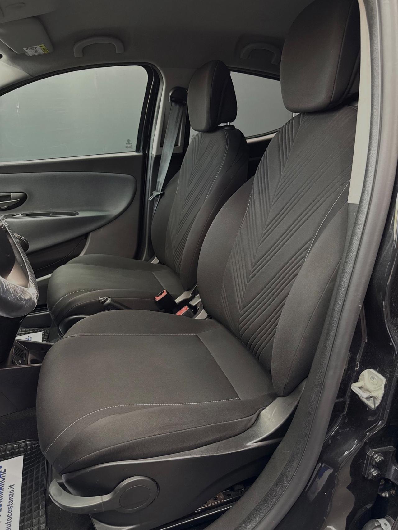 Lancia Ypsilon 1.0 Hybrid Ecochic Gold 2021 NUOVA