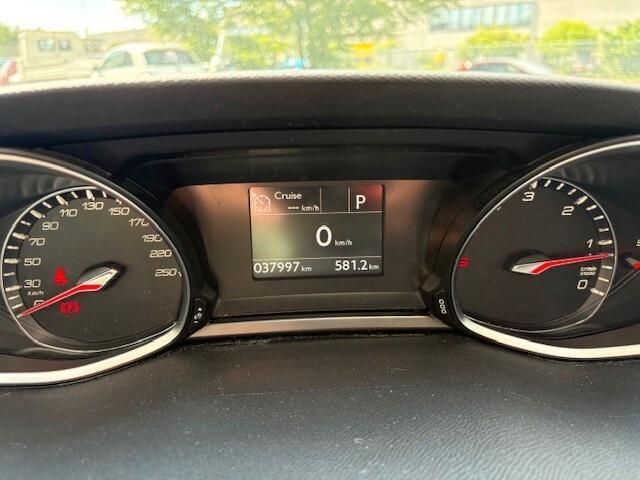Peugeot 308 BlueHDi 130 S&S Allure