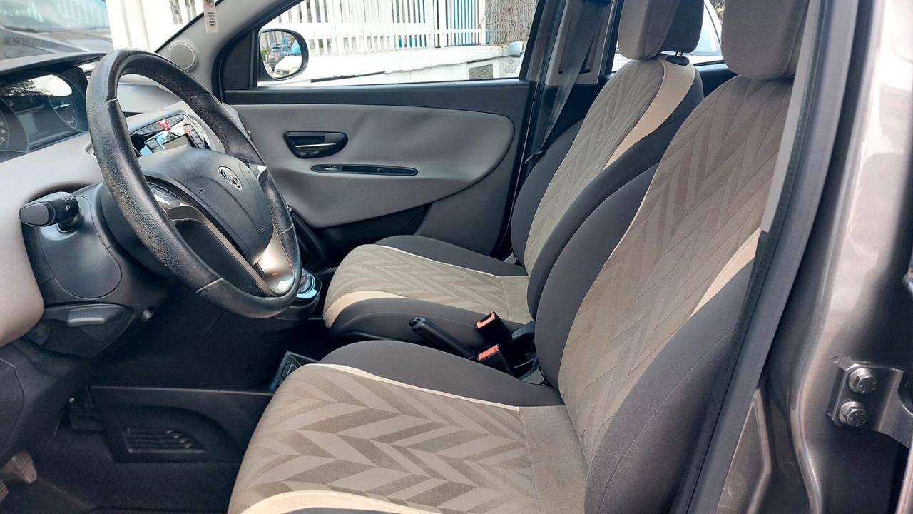 Lancia Ypsilon 1.2 69 CV 5 porte GPL Ecochic Gold