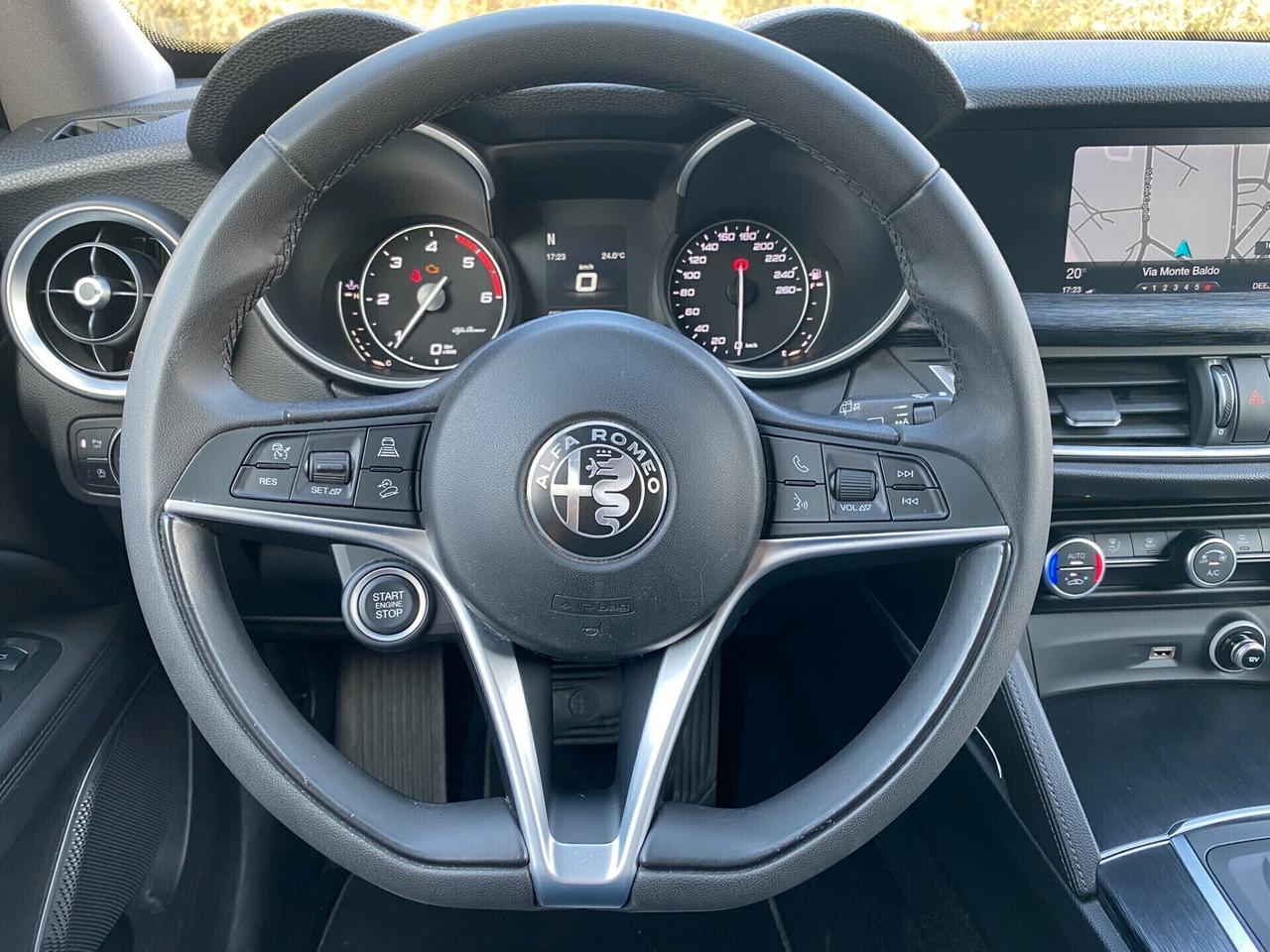 Alfa Romeo Stelvio 2.2 Tdi 190 CV AT8 Q4 - PERFECT !!!