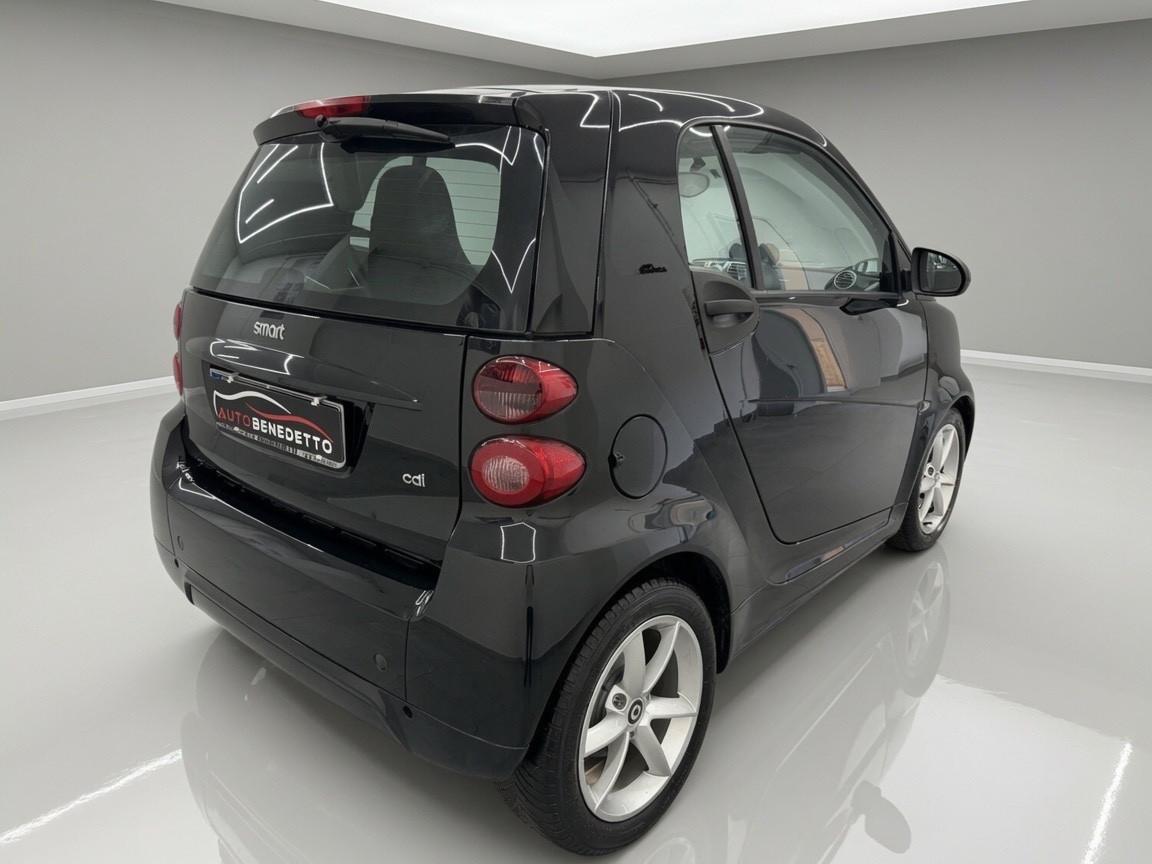 Smart ForTwo 800 coupé pulse cdi 10.2011