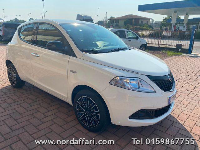 LANCIA Ypsilon 1.0 FireFly 5 porte S&S Hybrid Oro 5 POSTI