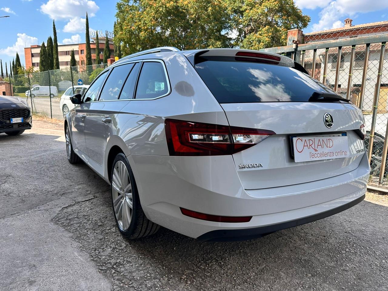 Skoda Superb 2.0 TDI DSG Ambition