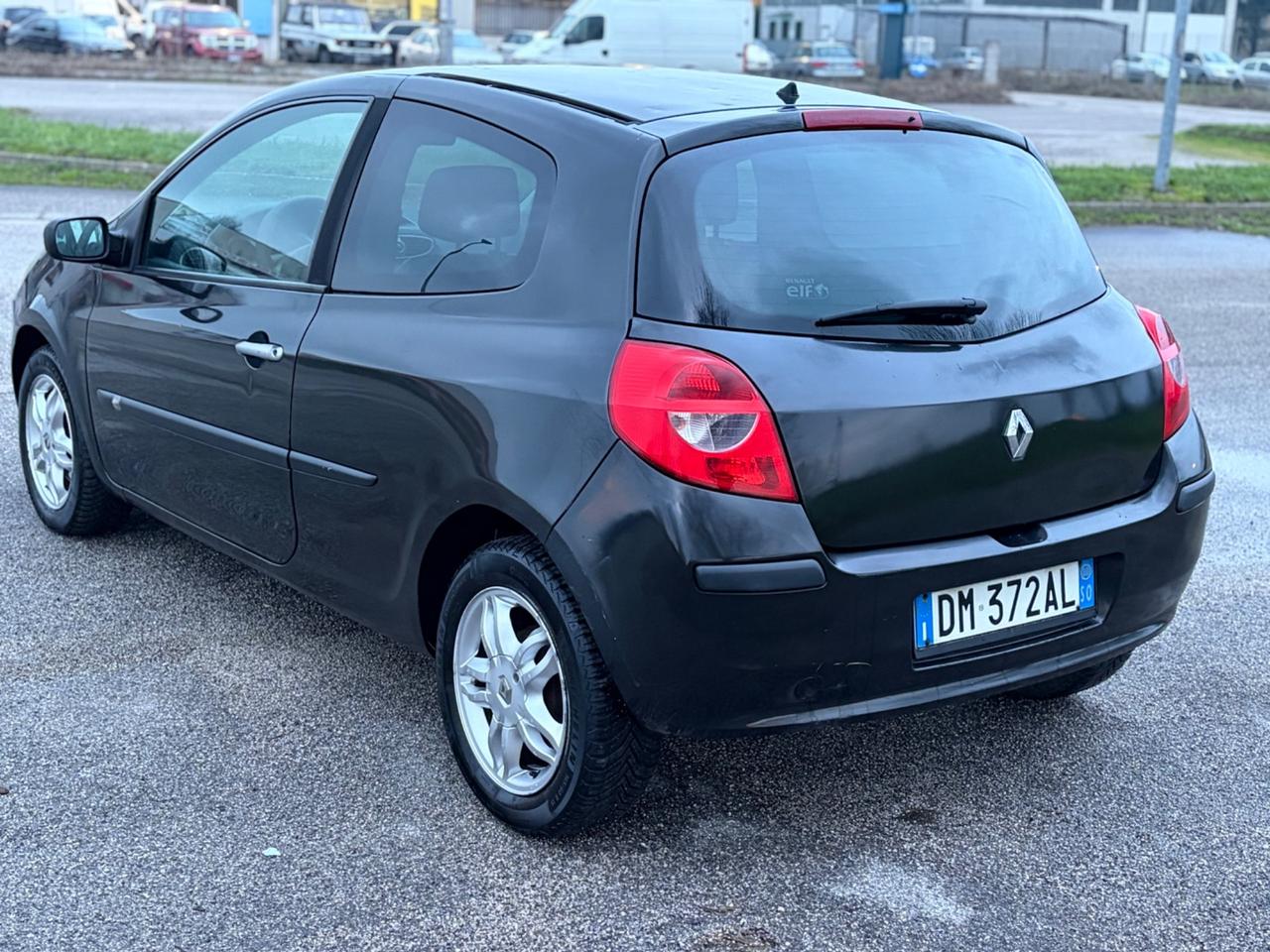 Renault Clio 1.2 benzina 2008 Le Iene