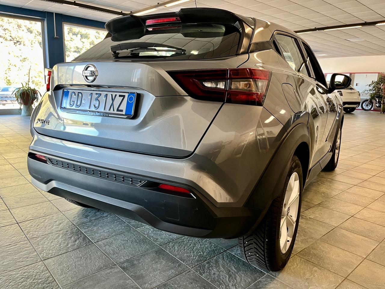 Nissan Juke 1.0 DIG-T 114 CV CAMBIO AUTOMATICO Business
