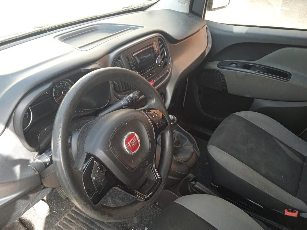 Fiat doblo' 1.6 mjt autovettura 5 posti