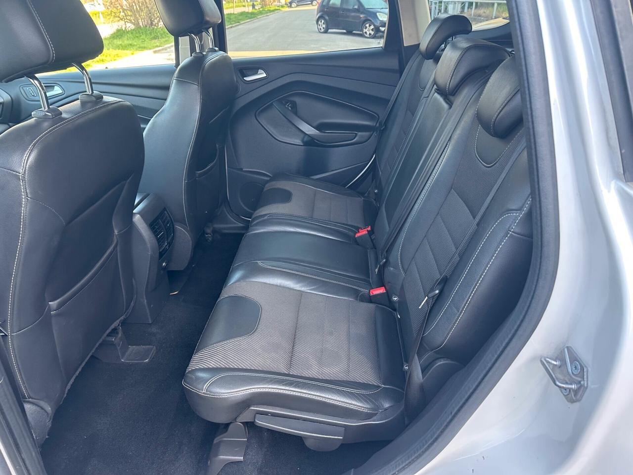 Ford Kuga 2.0 TDCI 150 CV S&S 4WD Titanium X gancio traino