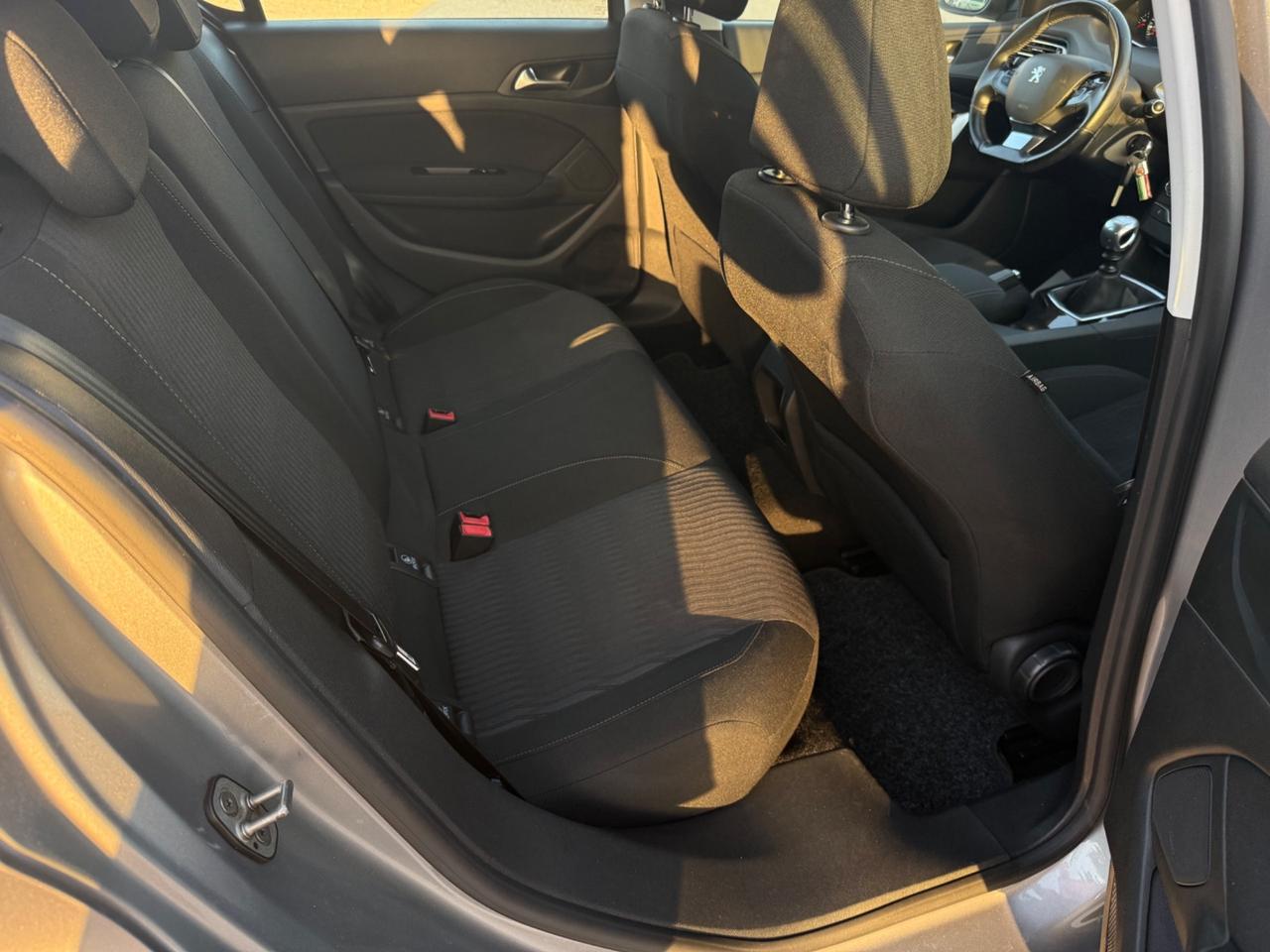 Peugeot 308 PureTech Turbo 130 S&S Allure