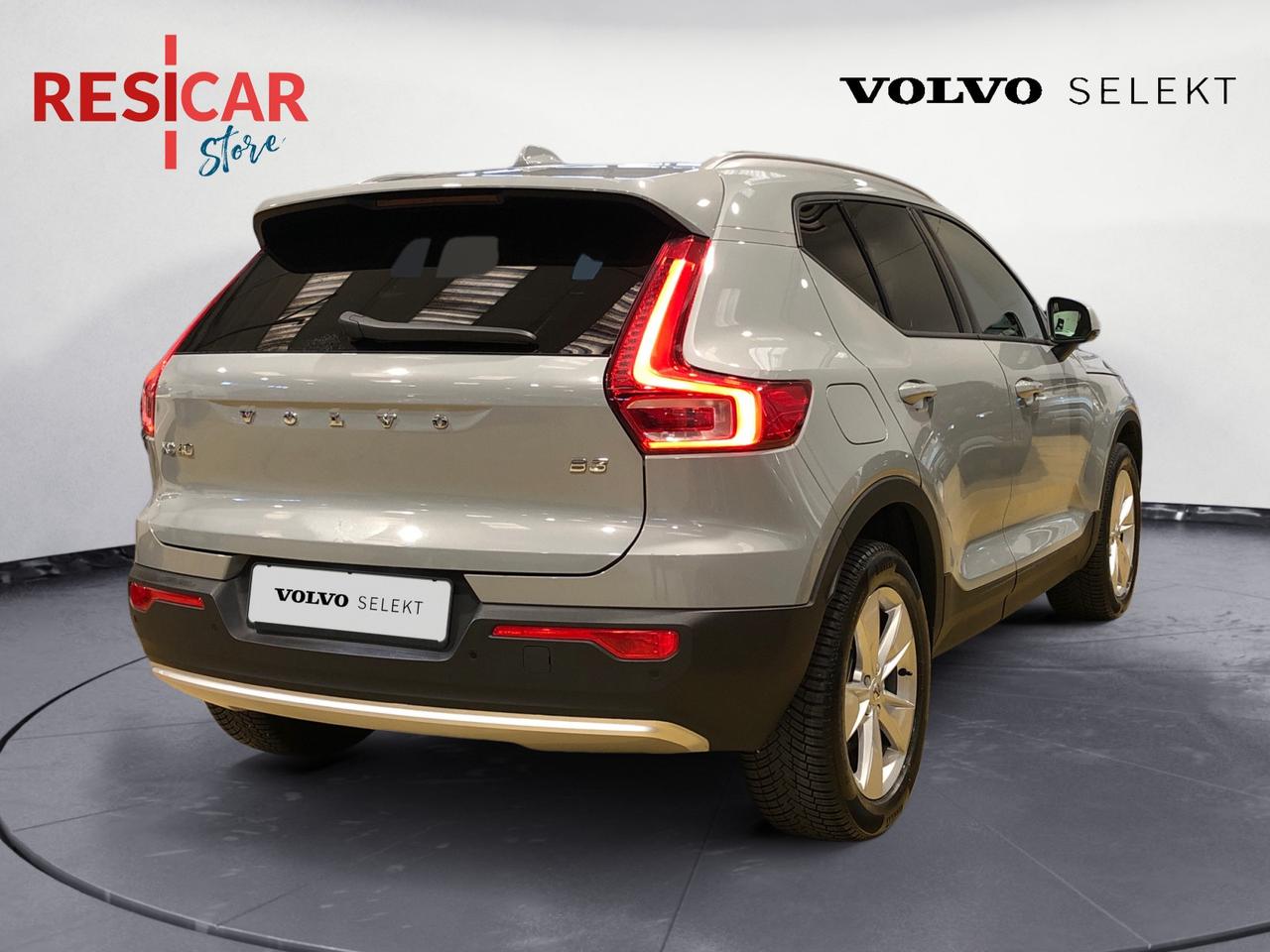 VOLVO XC40 2.0 b3 Core auto