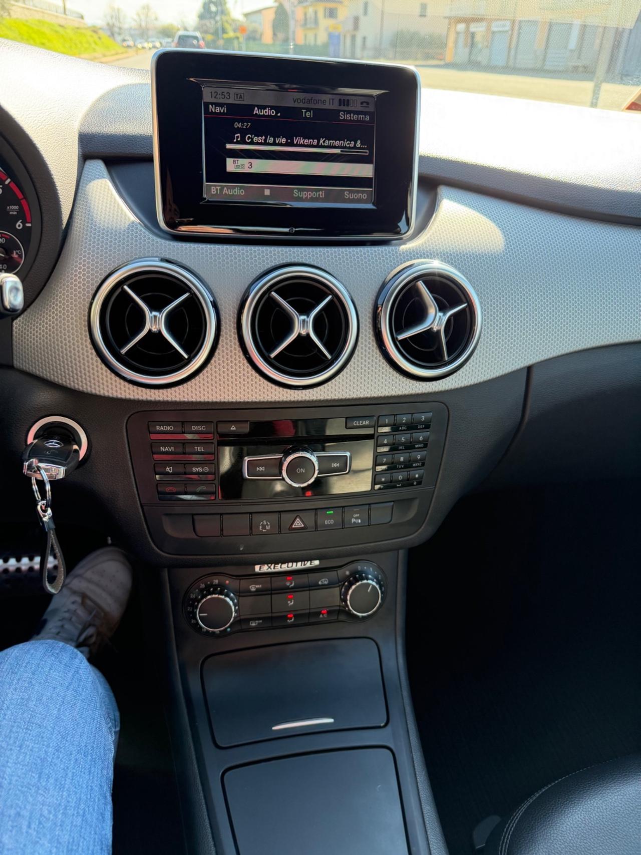 Mercedes-benz B 200 CDI BlueEFFICIENCY Premium