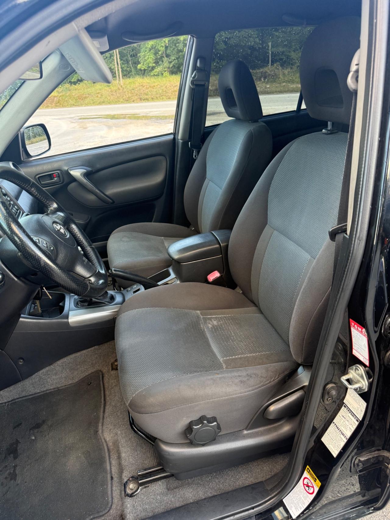 Toyota RAV4 2.0 Tdi D-4D trazione integrale NEOPATENTATI