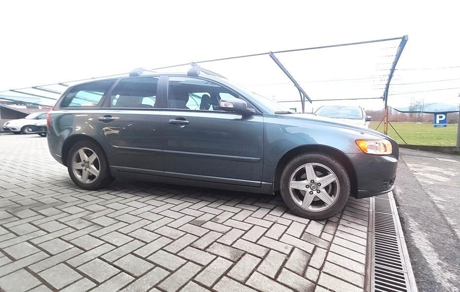 Volvo V50 sw 1.6 D cat Summum 109 cv