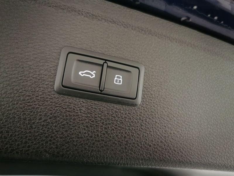 Audi Q5 40 2.0 tdi mhev 12V S line quattro s-tronic