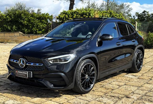 MERCEDES-BENZ GLA 200 d Premium AMG (Night Pack/Tetto Pan./Full Led)