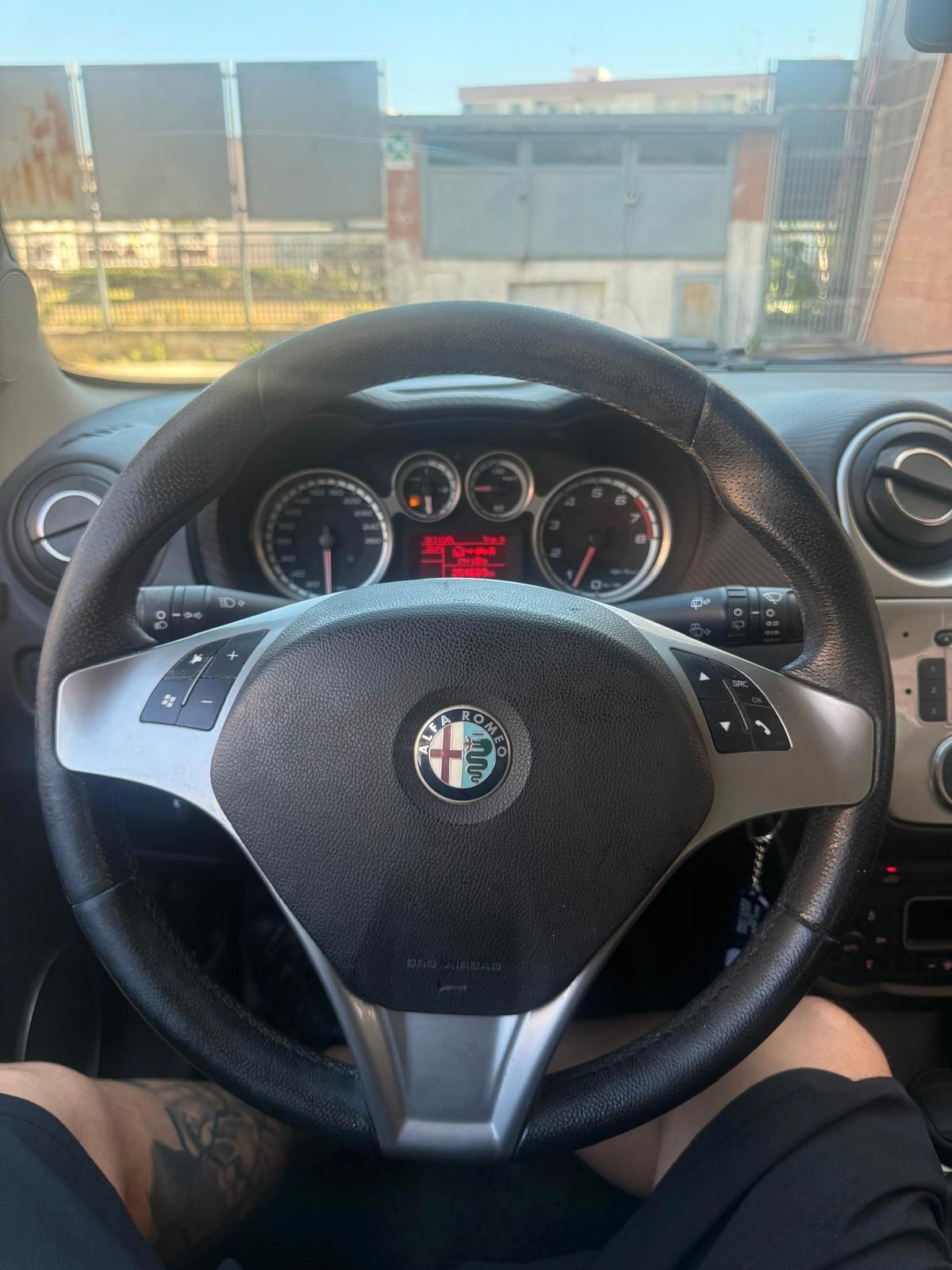 Alfa Romeo MiTo 1.4 T 120 CV GPL Distinctive Sport Pack