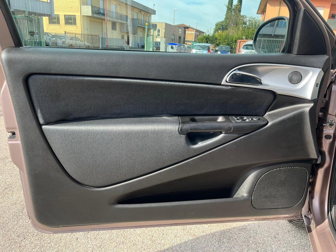 Lancia Ypsilon 1.2 Versus GPL 151000 km