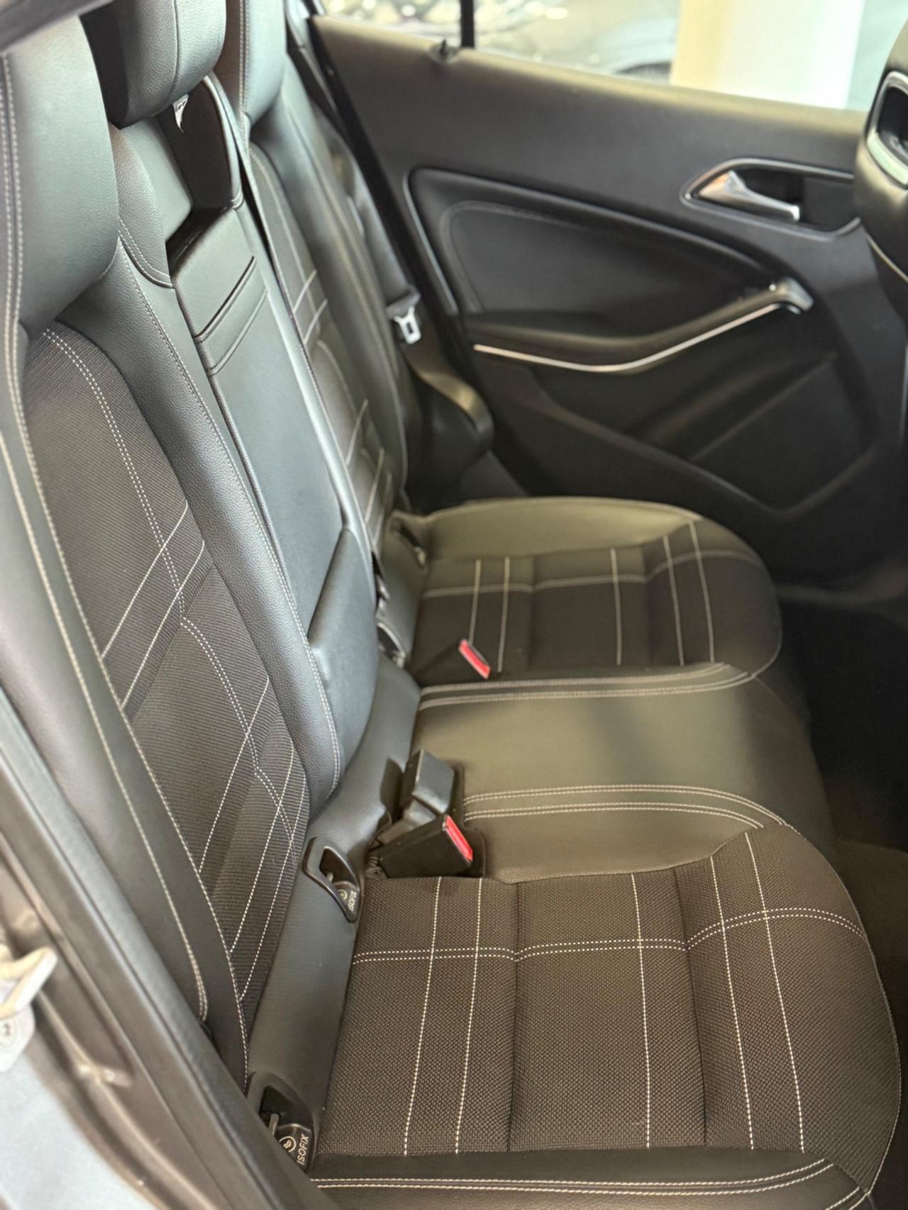 Mercedes-benz GLA 200 CDI Automatic Sport