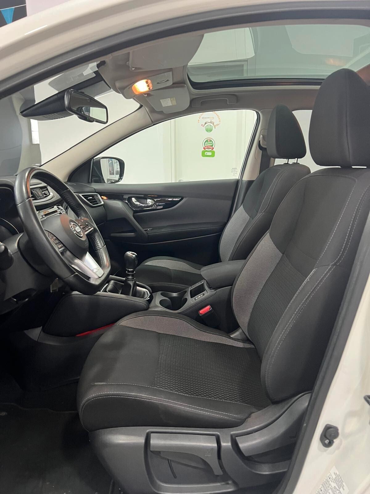 Nissan Qashqai 1.5 dCi Tekna