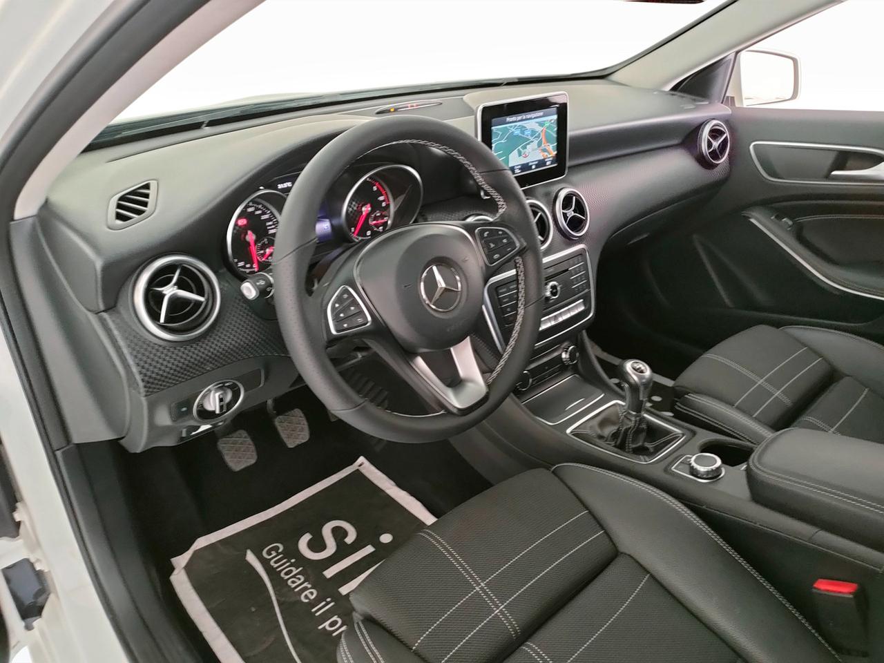Mercedes-Benz Classe A - W176 - A 180 d Sport Activity edition